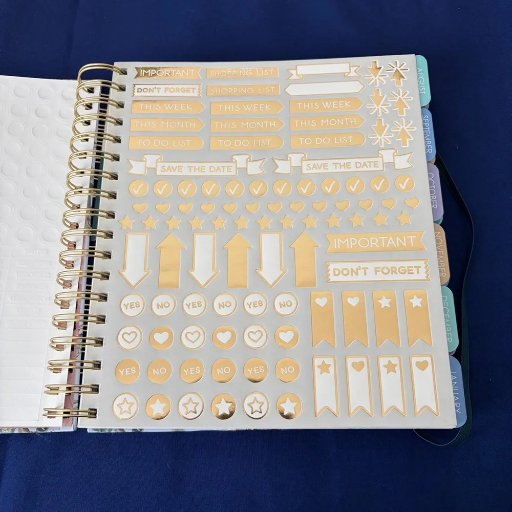 Spiral Bound Peacock Floral 17-Month Planner